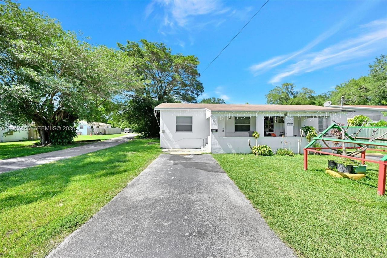 577 NW 90th St , Unit 555, El Portal, FL 33150 Photo