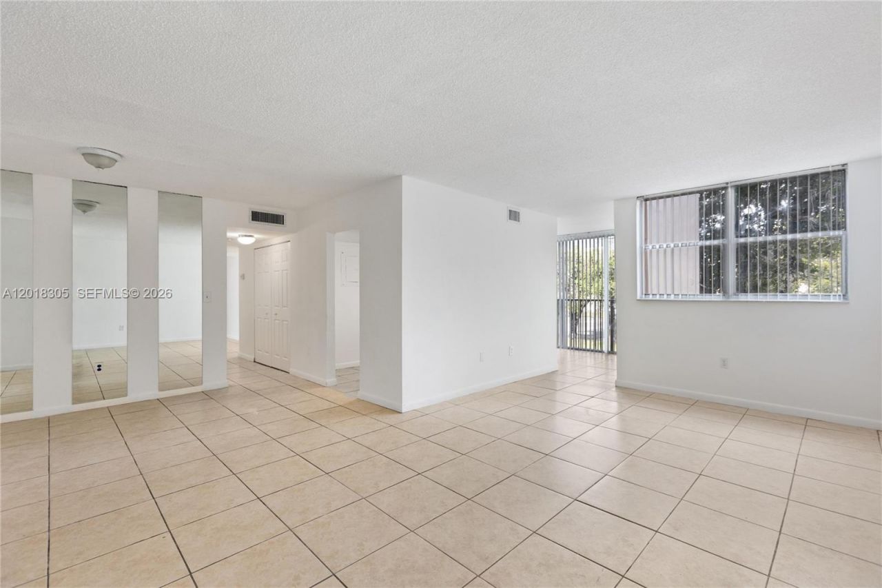 9401 SW 4th St , Unit 209, Miami, FL 33174 Photo