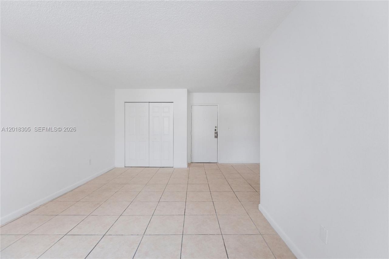 9401 SW 4th St , Unit 209, Miami, FL 33174 Photo