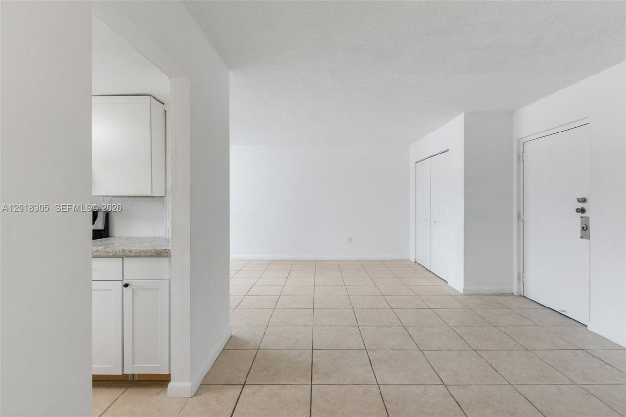 9401 SW 4th St , Unit 209, Miami, FL 33174 Photo