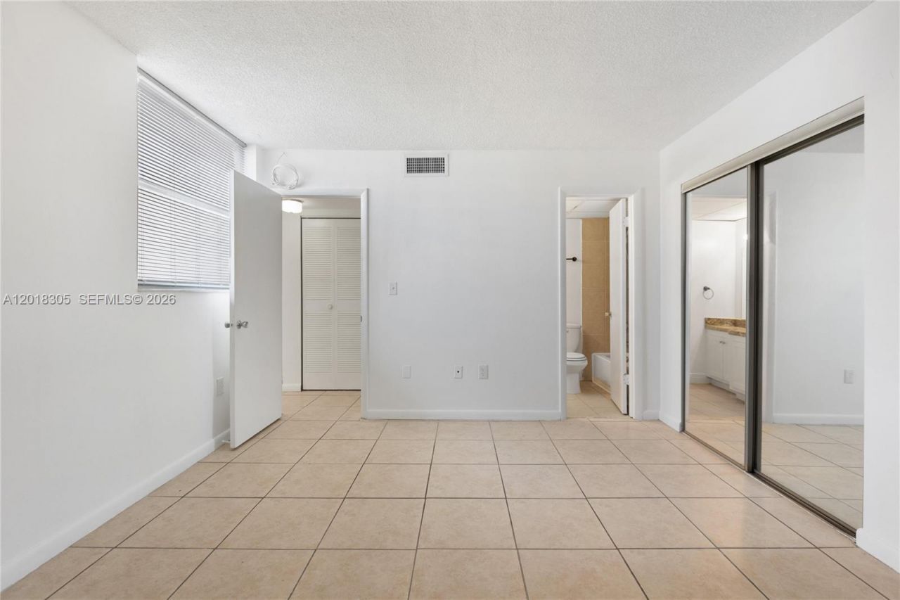 9401 SW 4th St , Unit 209, Miami, FL 33174 Photo