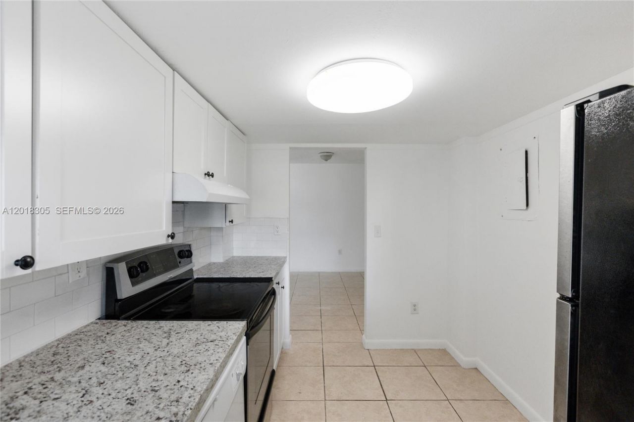 9401 SW 4th St , Unit 209, Miami, FL 33174 Photo