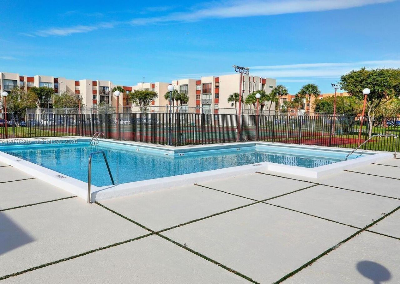 9401 SW 4th St , Unit 209, Miami, FL 33174 Photo