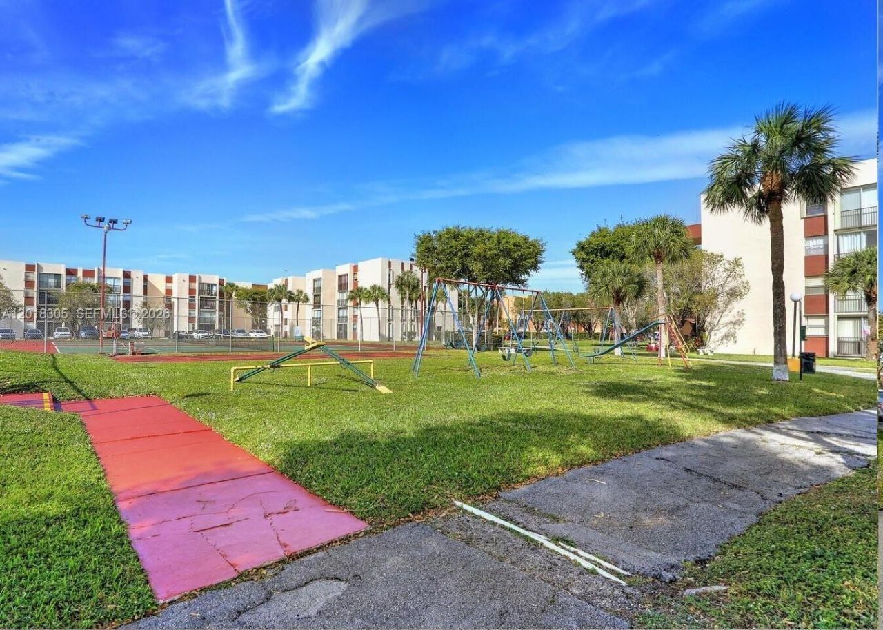 9401 SW 4th St , Unit 209, Miami, FL 33174 Photo