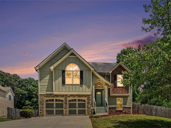 3936 Memorial Parkway NW, Kennesaw, GA 30152