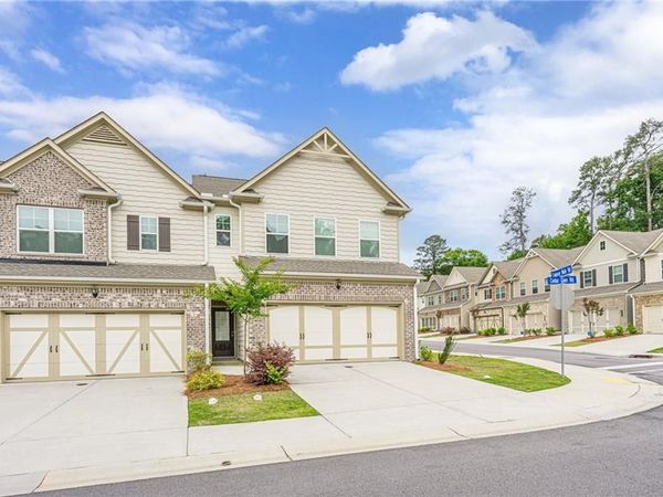 6940 Cedar Glen Road , Atlanta, GA 30360