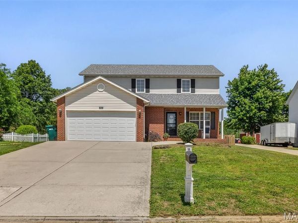 9916 Bending Oaks Drive, Lebanon, IL 62254