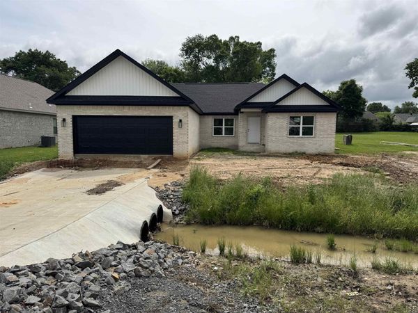 20 Ledrick Circle, Mayflower, AR 72106