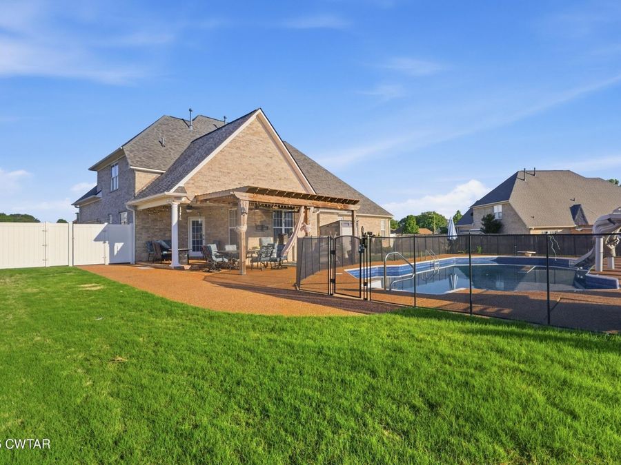 Property Image 6