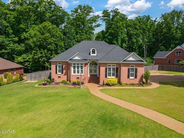 71 Forest Downs Drive , Jackson, TN 38305