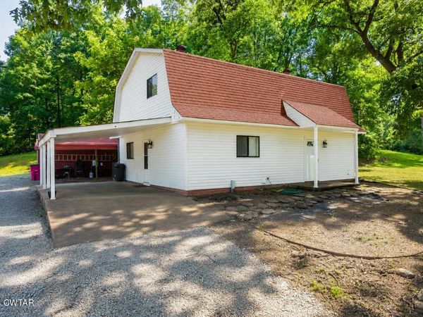 117 Walnut Grove Road , Milan, TN 38358