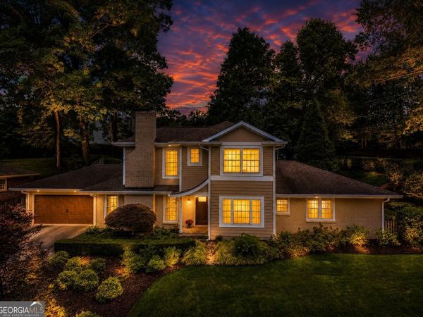 4374 Peachtree Dunwoody Road NE, Atlanta, GA 30342