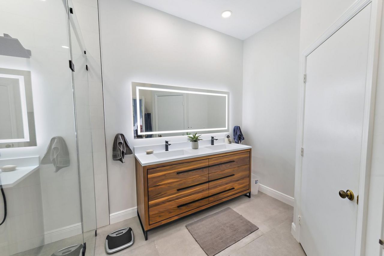 6685 NW 24th Terrace, Boca Raton, FL 33496 Photo