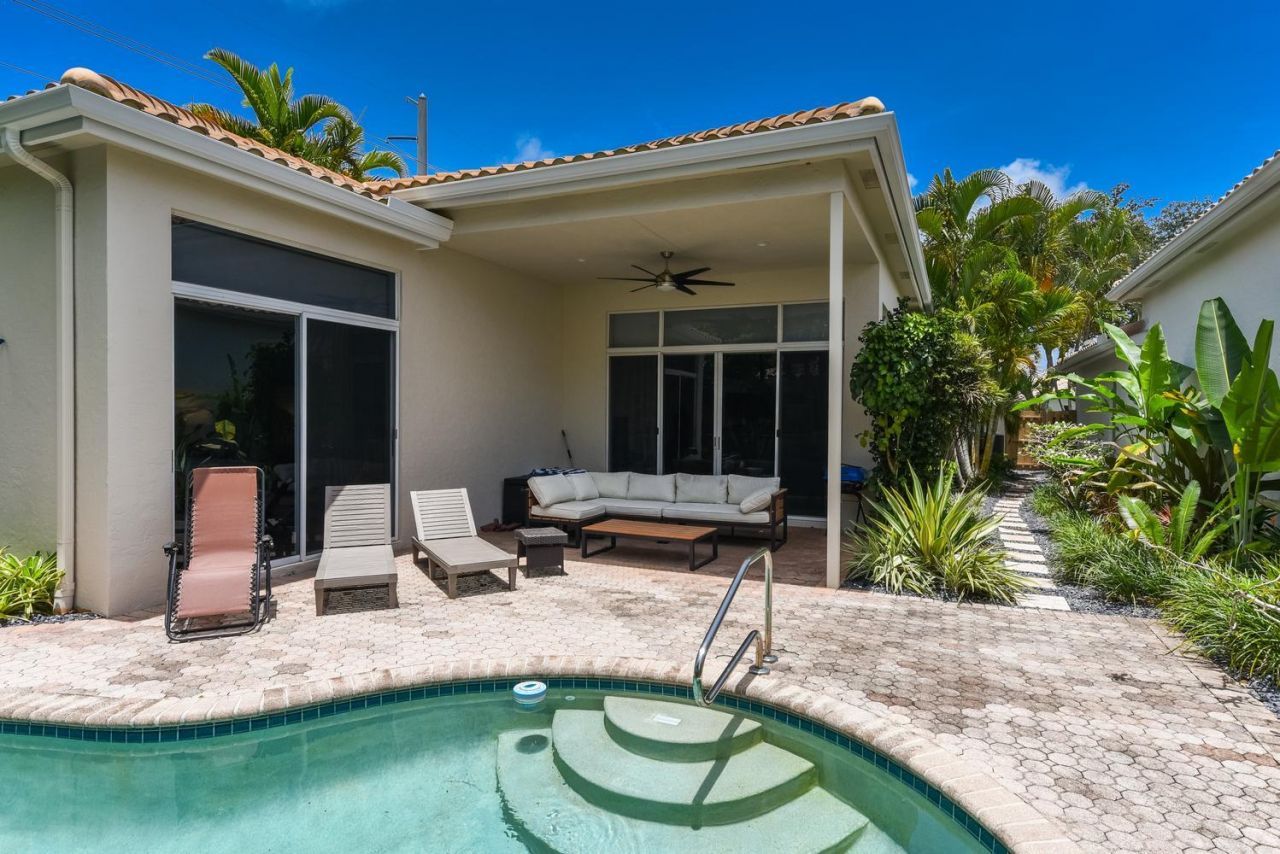 6685 NW 24th Terrace, Boca Raton, FL 33496 Photo