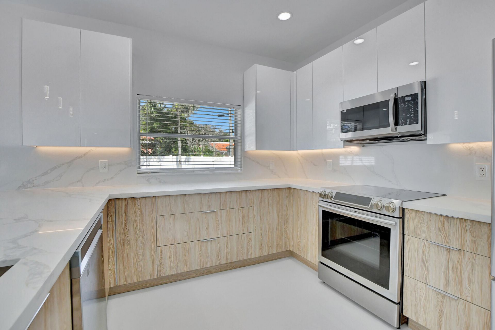 237 NW 7th Street, Boca Raton, FL 33432 Photo