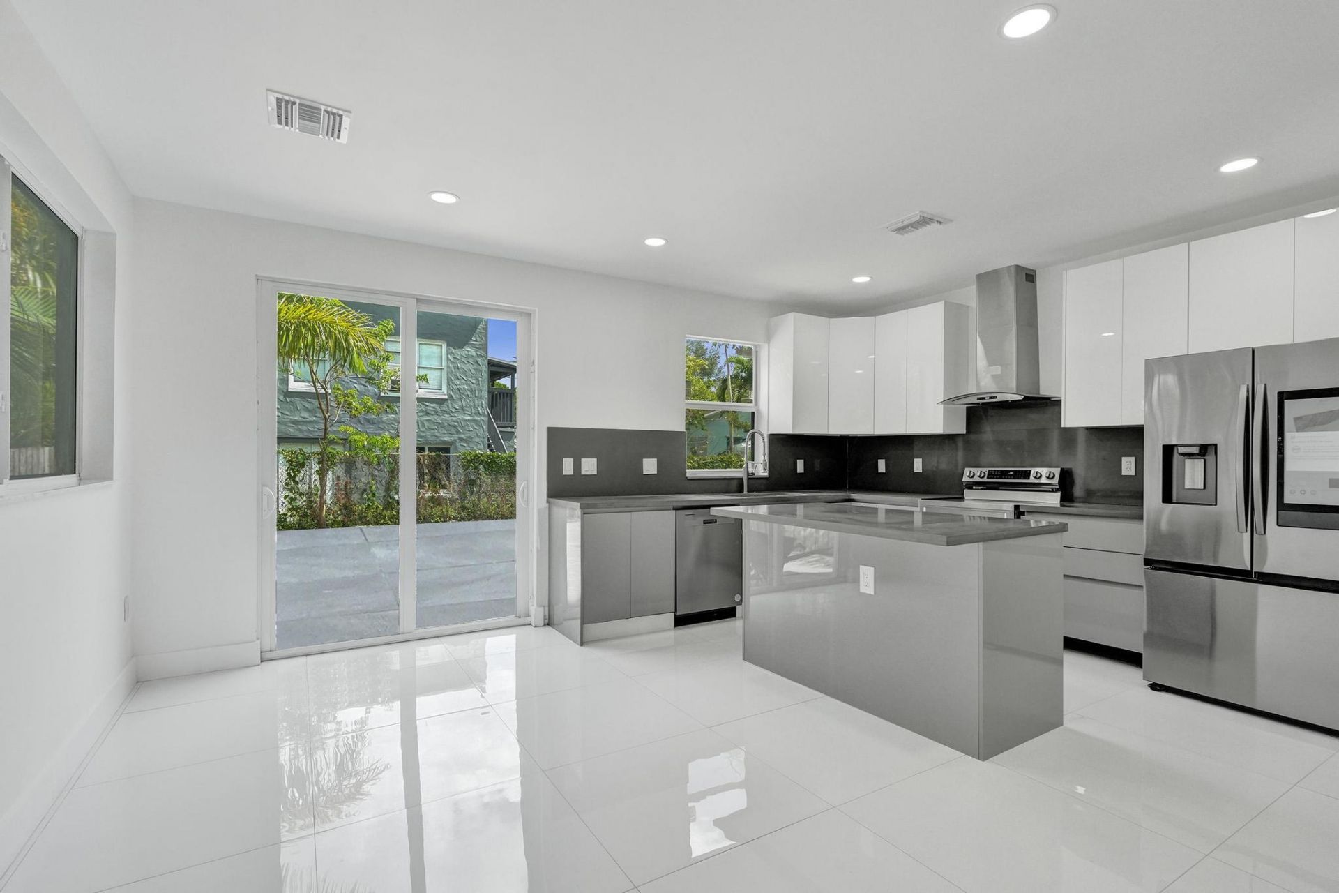 1215 W Las Olas Boulevard, Unit 1215, Fort Lauderdale, FL 33312 Photo