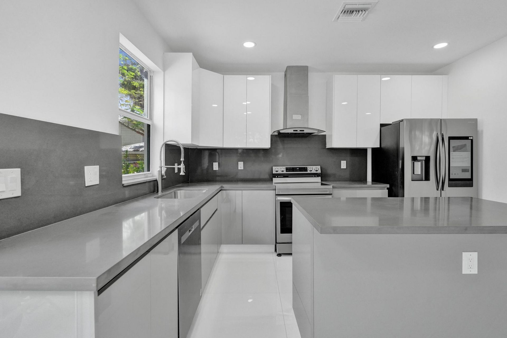 1215 W Las Olas Boulevard, Unit 1215, Fort Lauderdale, FL 33312 Photo