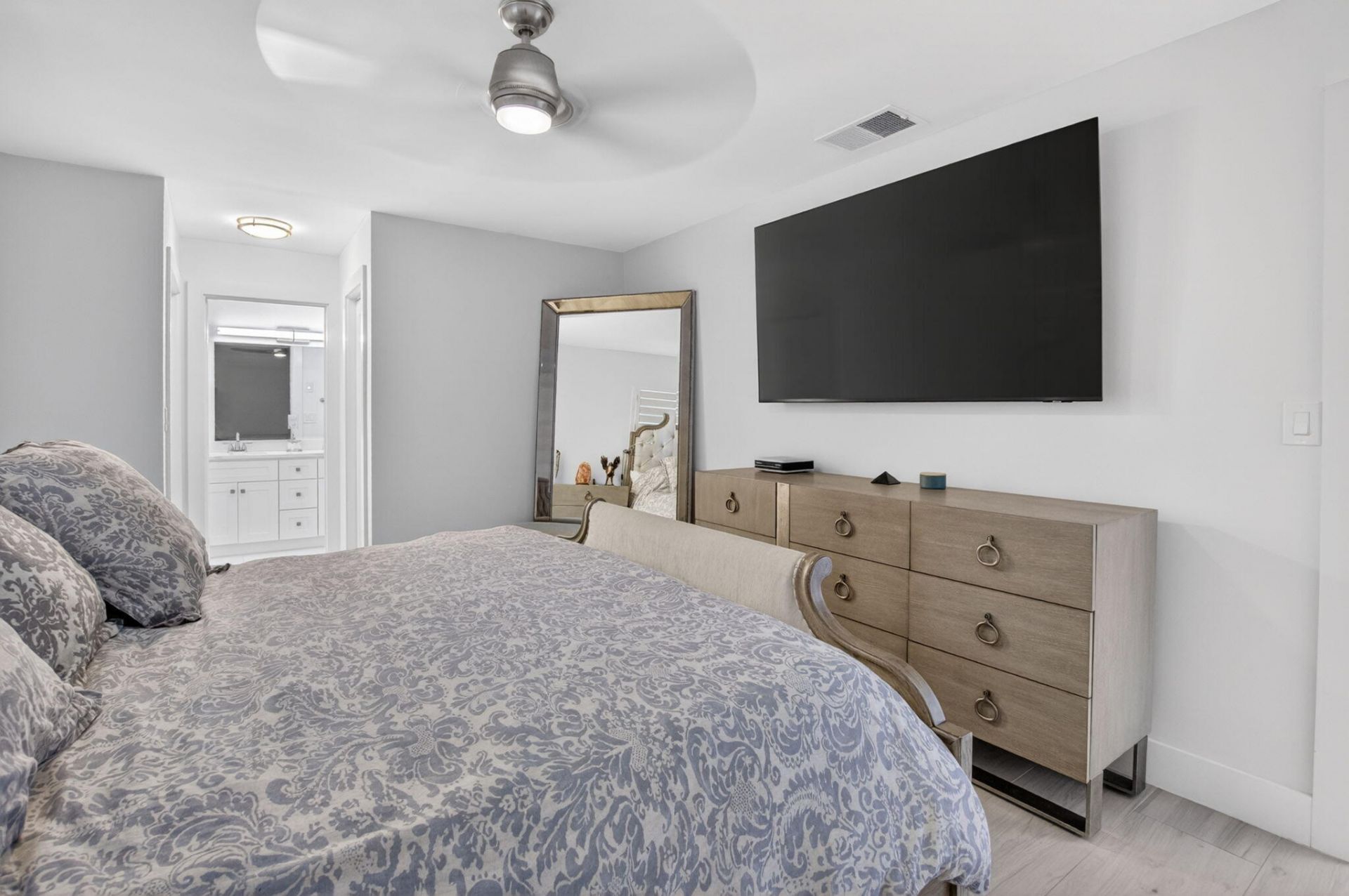 658 NW 7th Avenue, Boca Raton, FL 33486 Photo