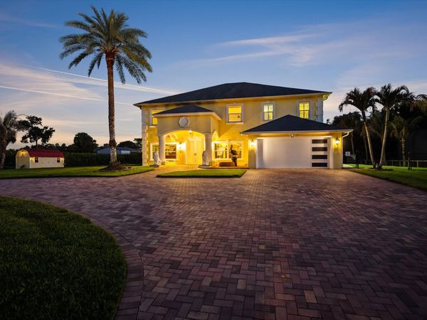 17948 N 33rd Rd Road N, The Acreage, FL 33470