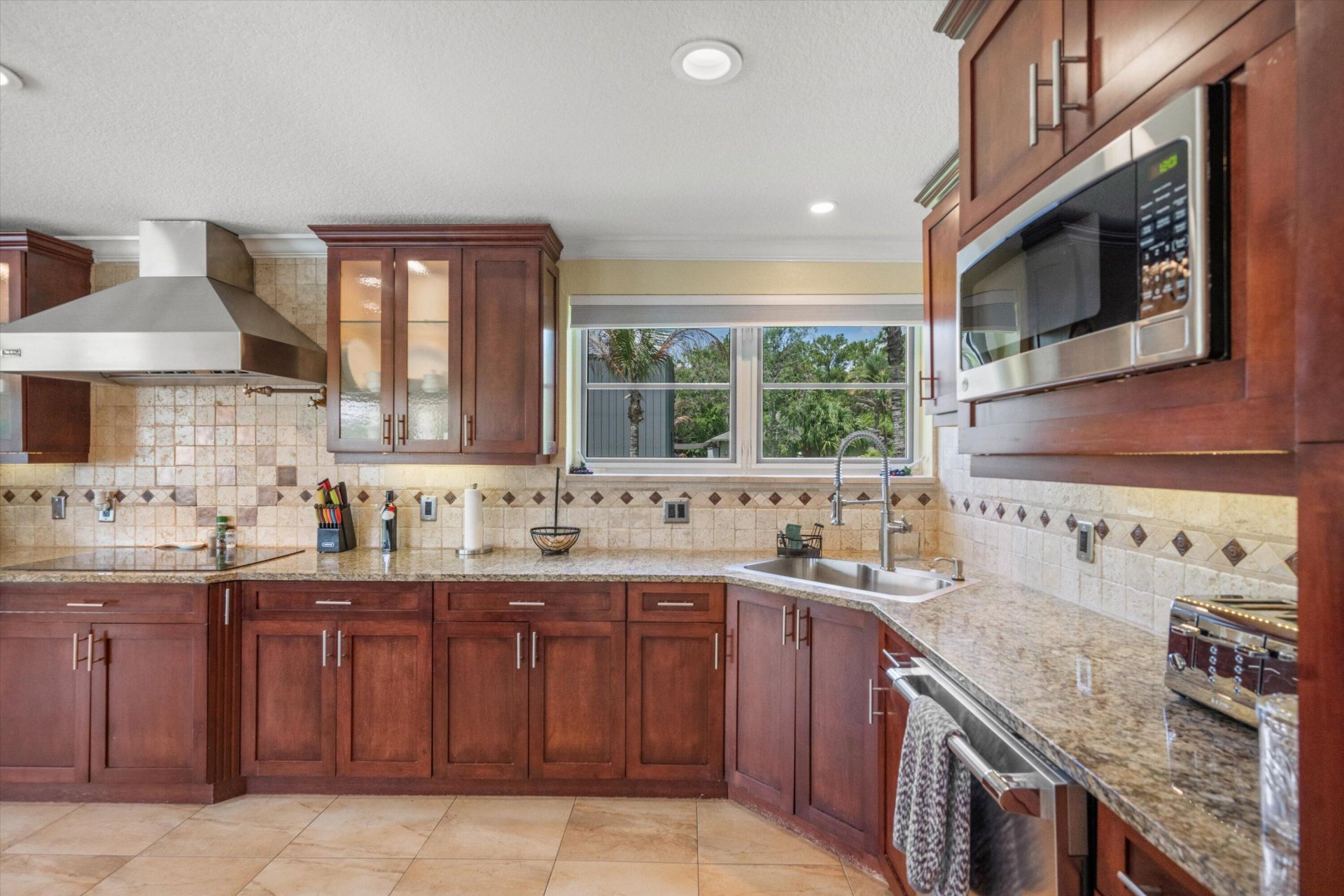 17948 N 33rd Rd Road N, The Acreage, FL 33470 Photo
