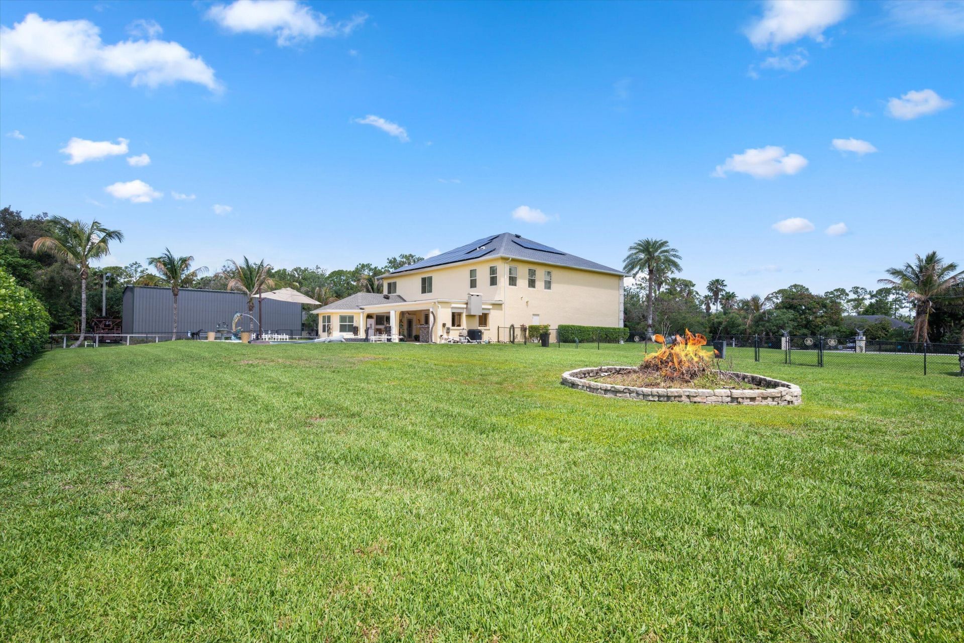 17948 N 33rd Rd Road N, The Acreage, FL 33470 Photo