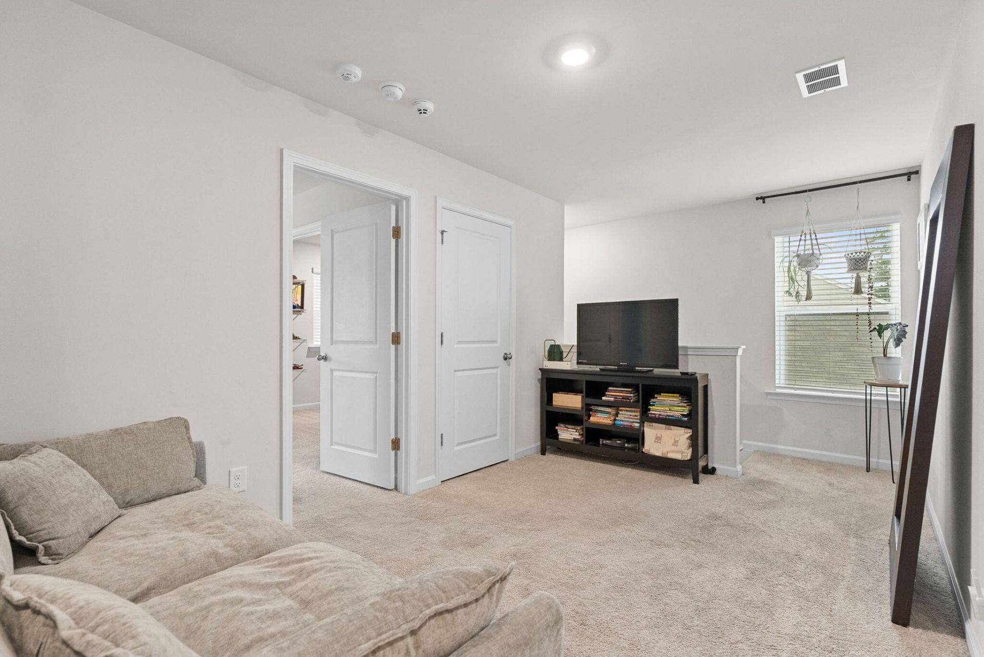 655 Silver Spruce Street Photo 21