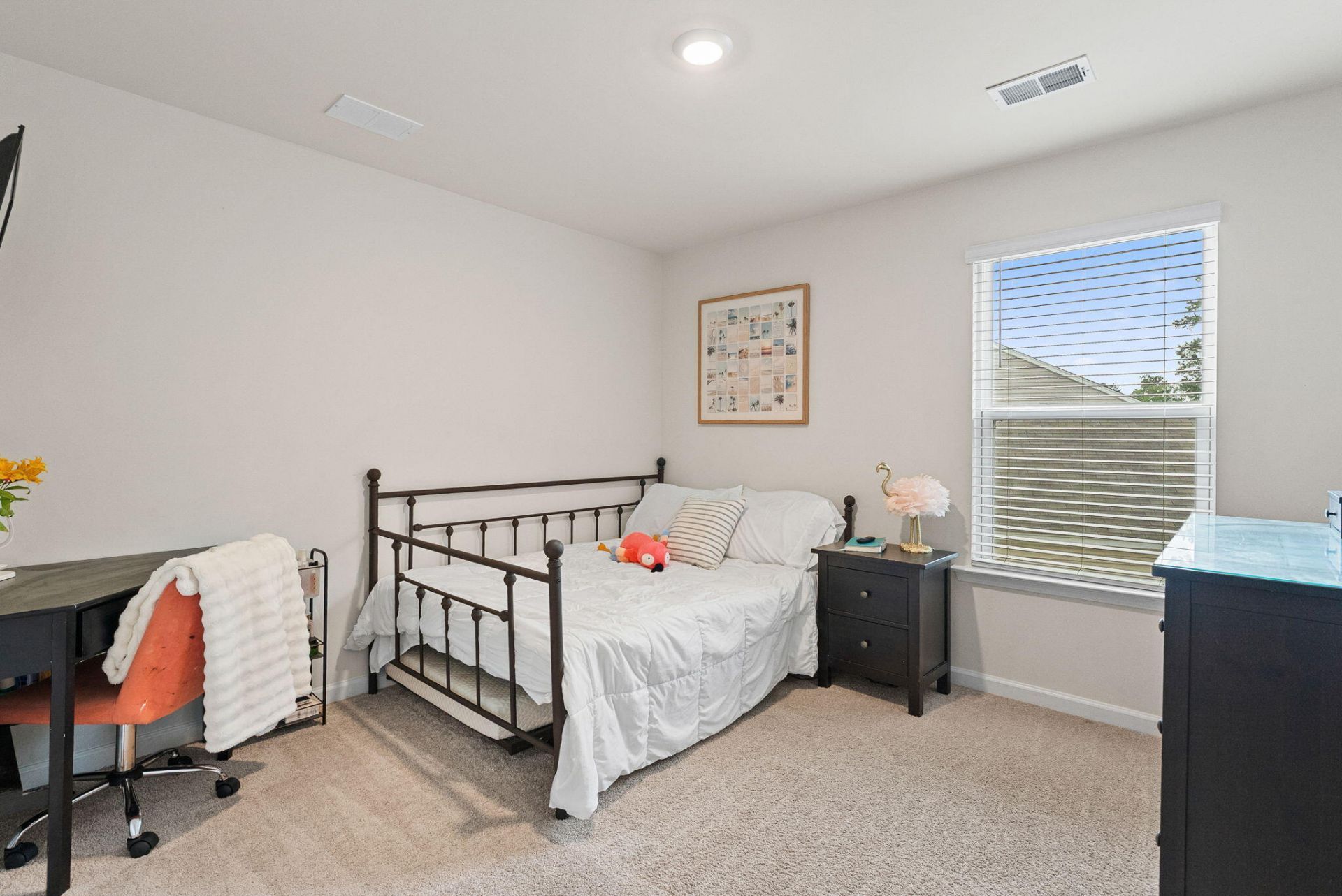 655 Silver Spruce Street Photo 34