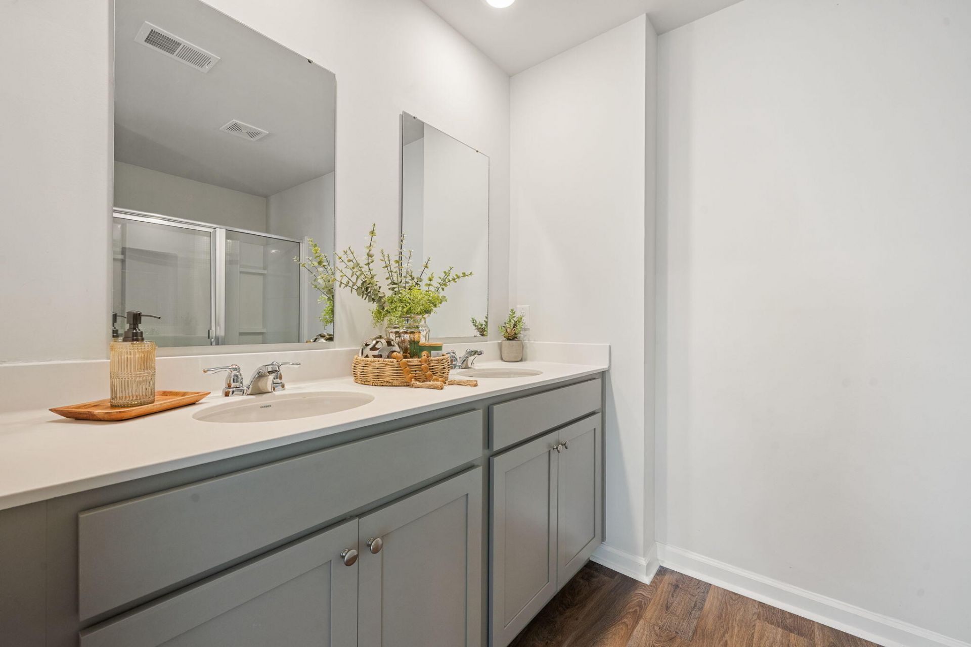 655 Silver Spruce Street Photo 37