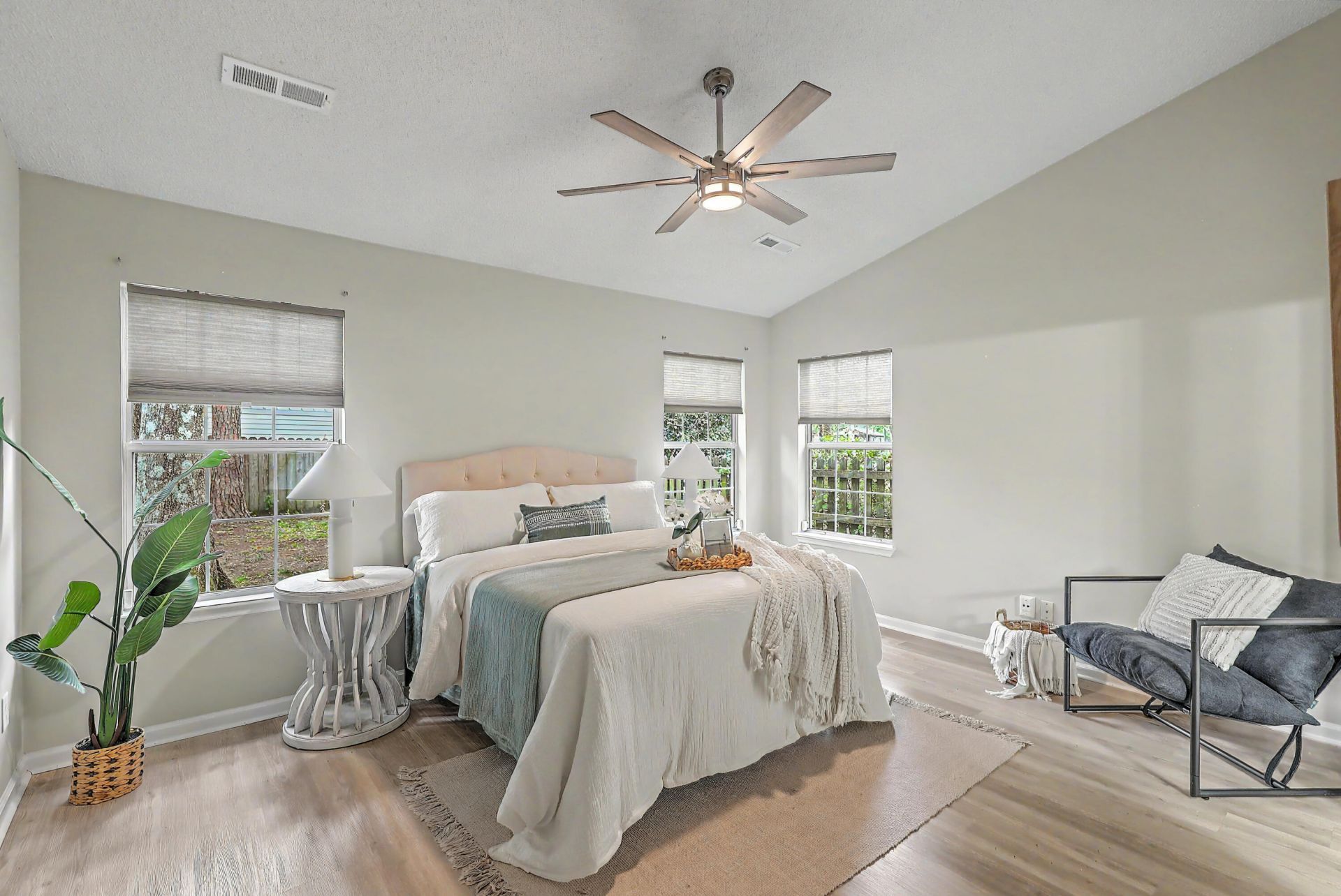 1590 Harborsun Drive Photo 18