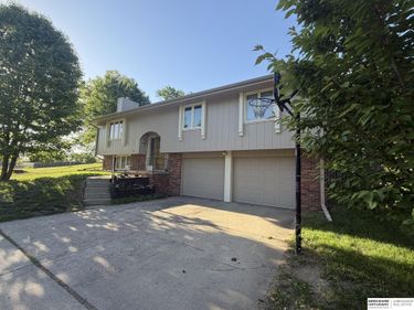 14421 Weir Plaza , Omaha, NE 68137