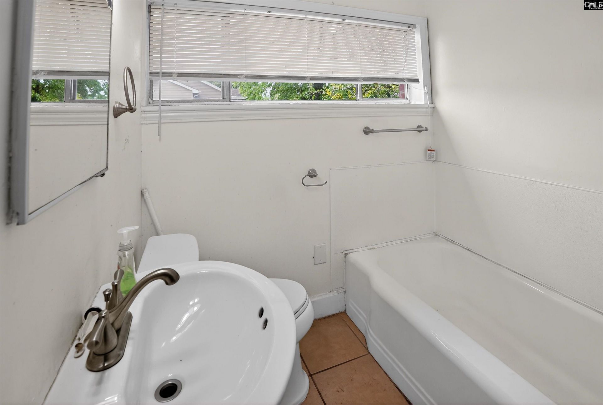 122 Camden Drive  Photo 22