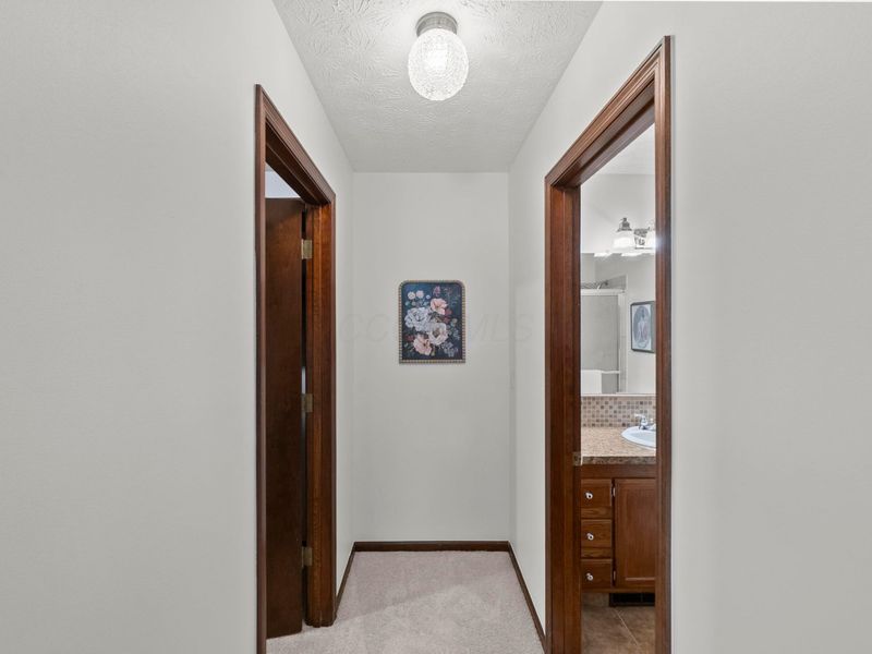6579 Glacier Avenue , Reynoldsburg, OH 43068 Photo 36