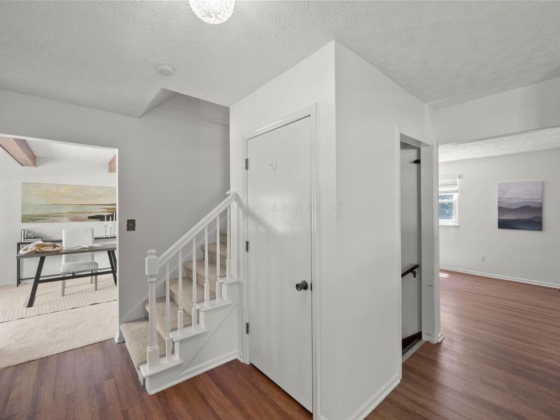6579 Glacier Avenue , Reynoldsburg, OH 43068 Photo 4