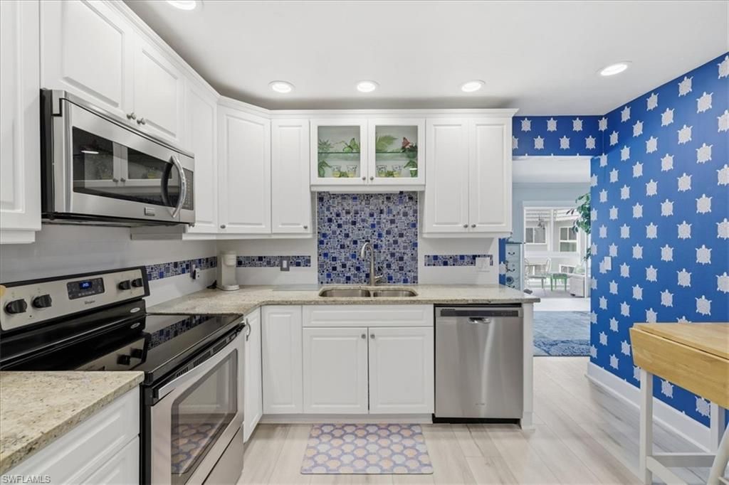 3356 N Key Dr, Unit 7, North Fort Myers, FL 33903 Photo