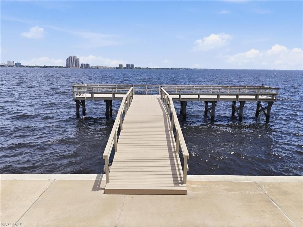 3356 N Key Dr, Unit 7, North Fort Myers, FL 33903 Photo