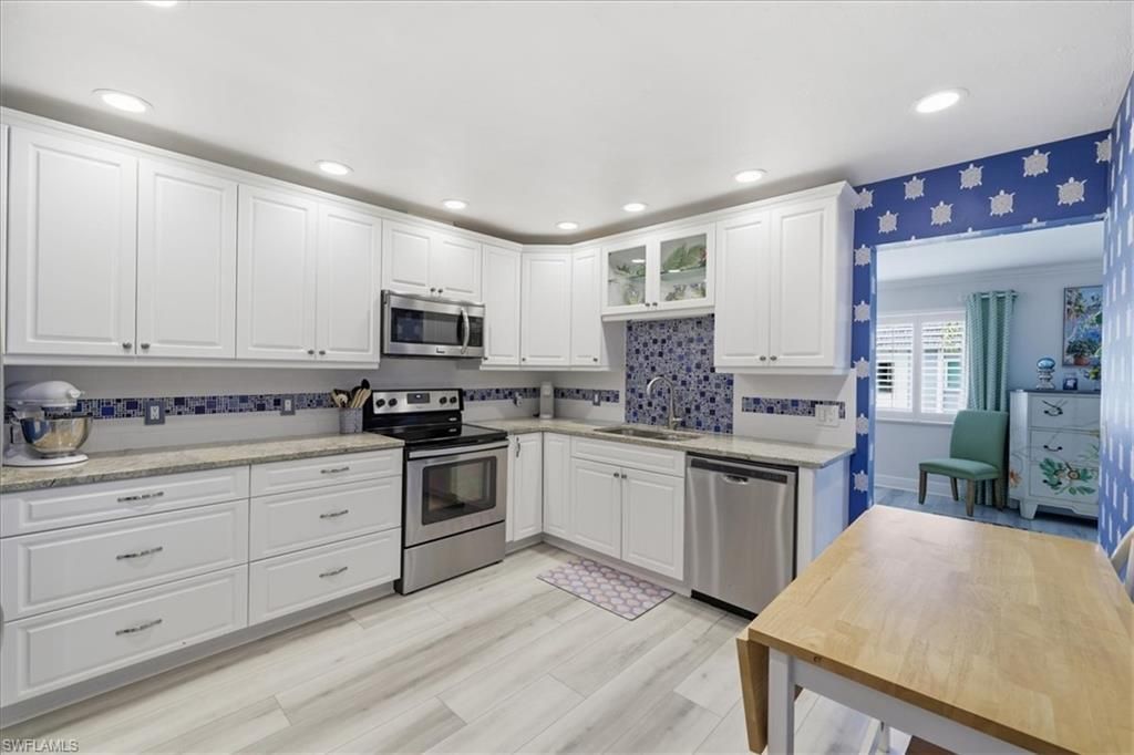 3356 N Key Dr, Unit 7, North Fort Myers, FL 33903 Photo