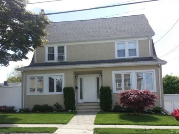 204 Lakeview Avenue , West Harrison, NY 10604