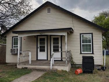 802 SW I AVE, Lawton, OK 73433
