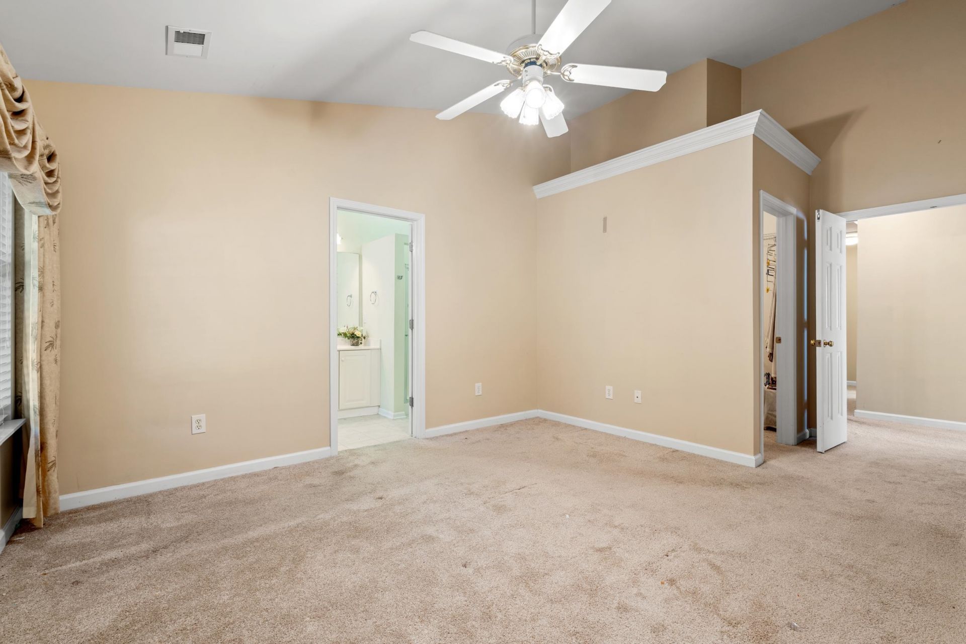 4712 Peony Circle Photo 11