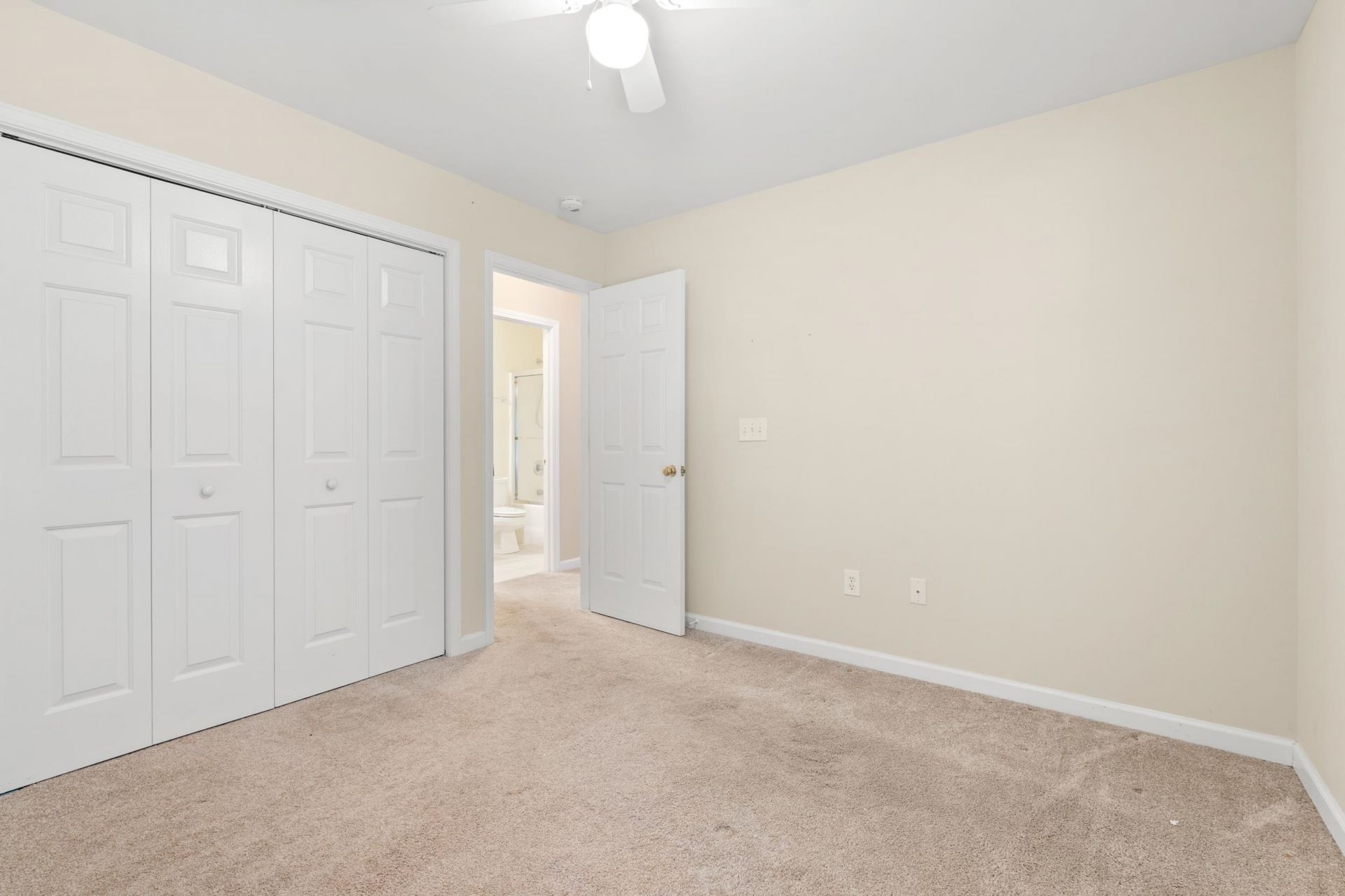 4712 Peony Circle Photo 22