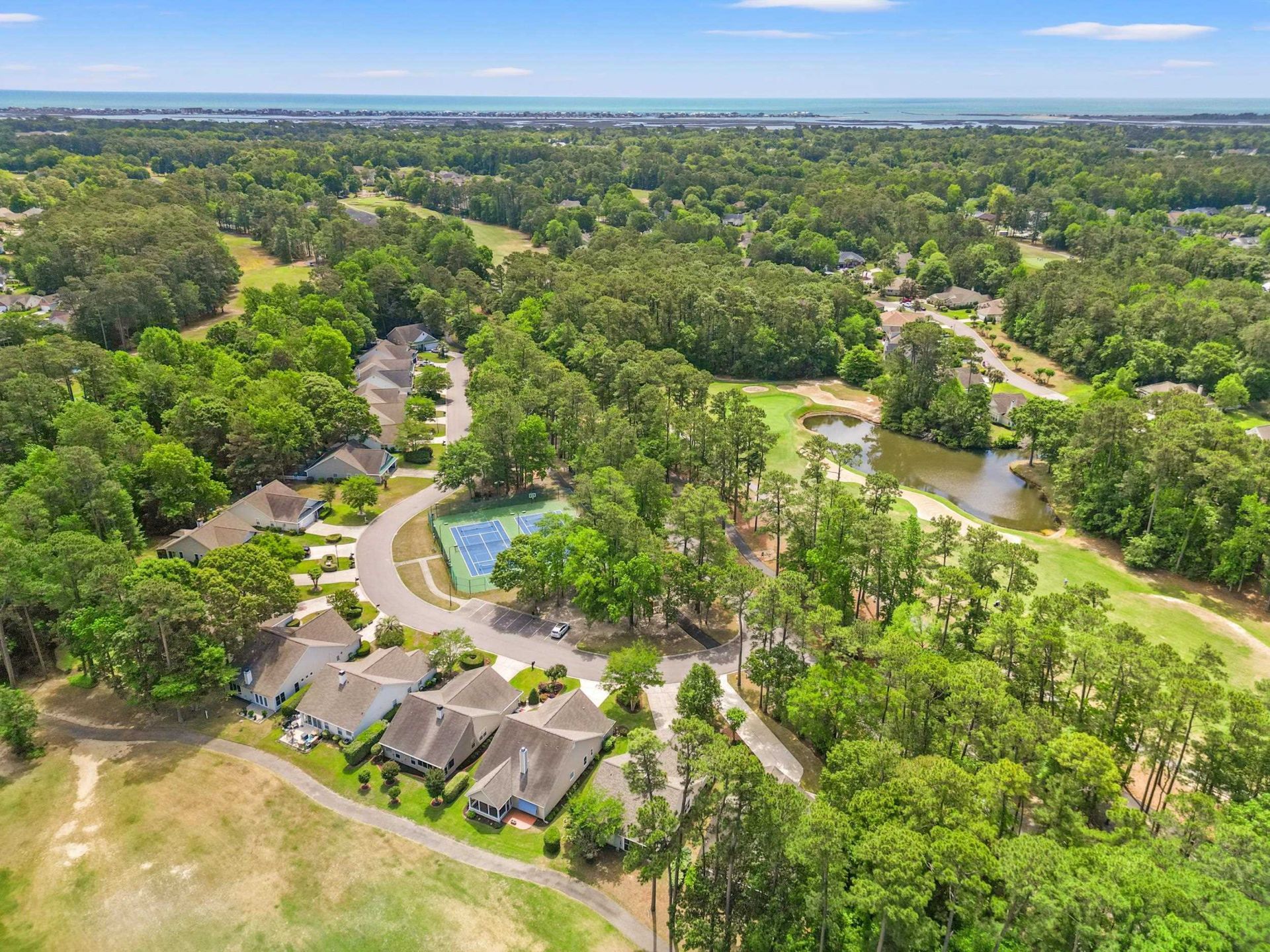 4712 Peony Circle Photo 32