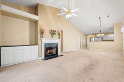 4712 Peony Circle photo 4