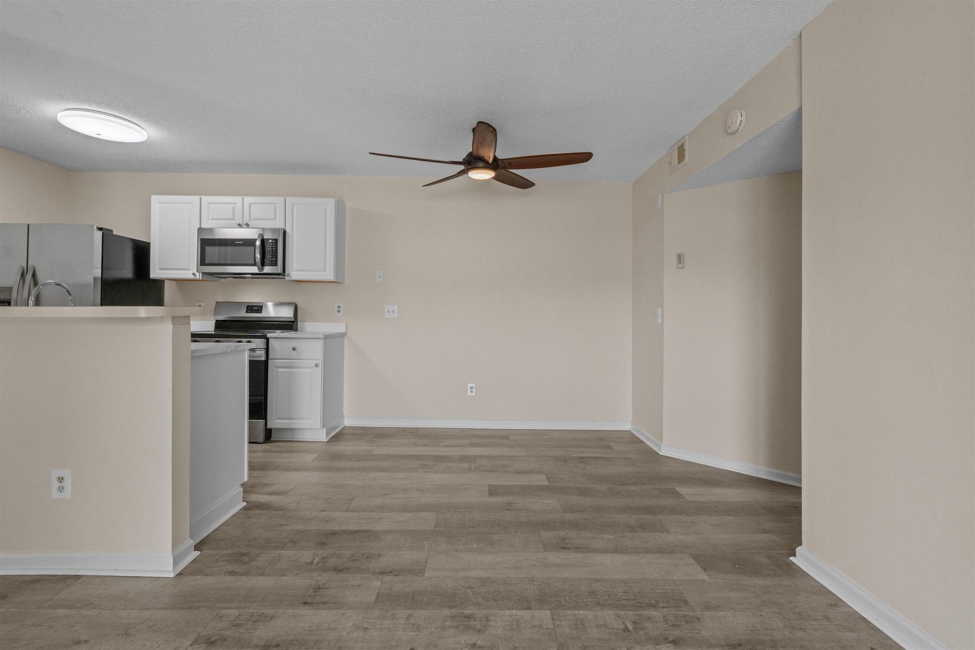 1356 Glenns Bay Rd. Photo 11