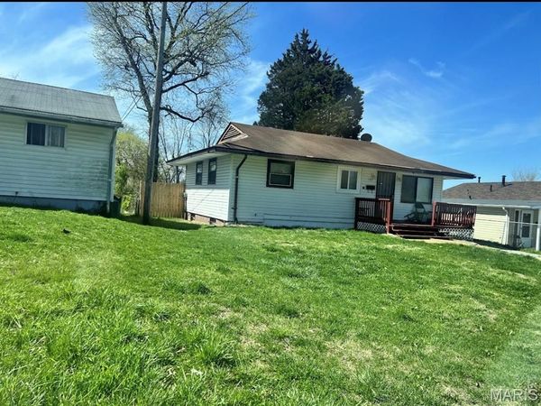 132 Glen Garry Road, St Louis, MO 63137