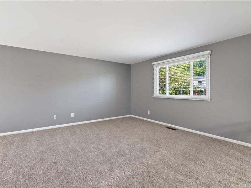 720 Decker Drive, Miamisburg, OH 45342 Photo 6
