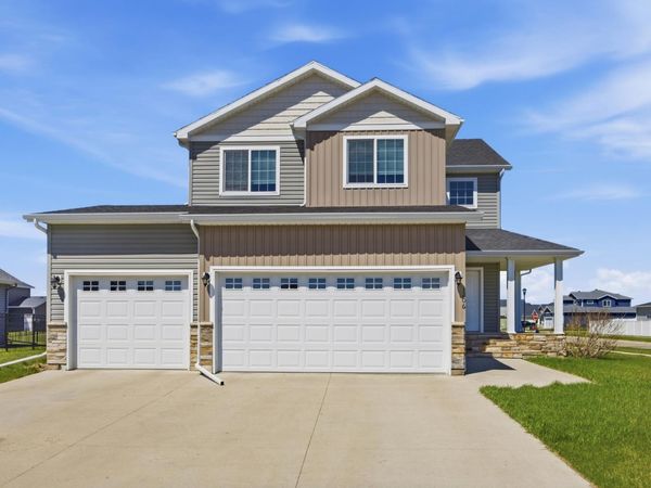 1206 Commander Drive W, West Fargo, ND 58078