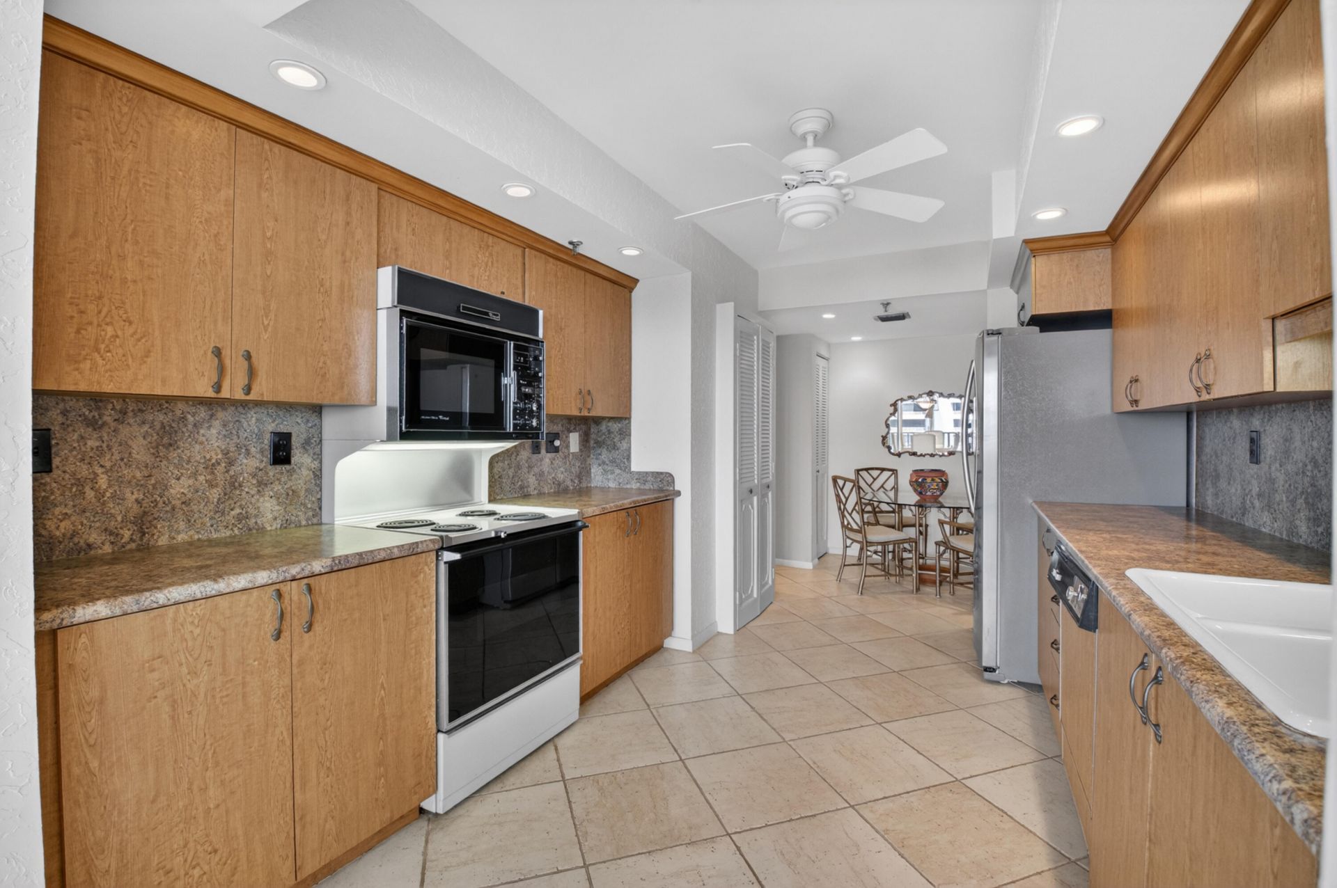 2917 S Ocean Boulevard, Unit 902, Highland Beach, FL 33487 Photo