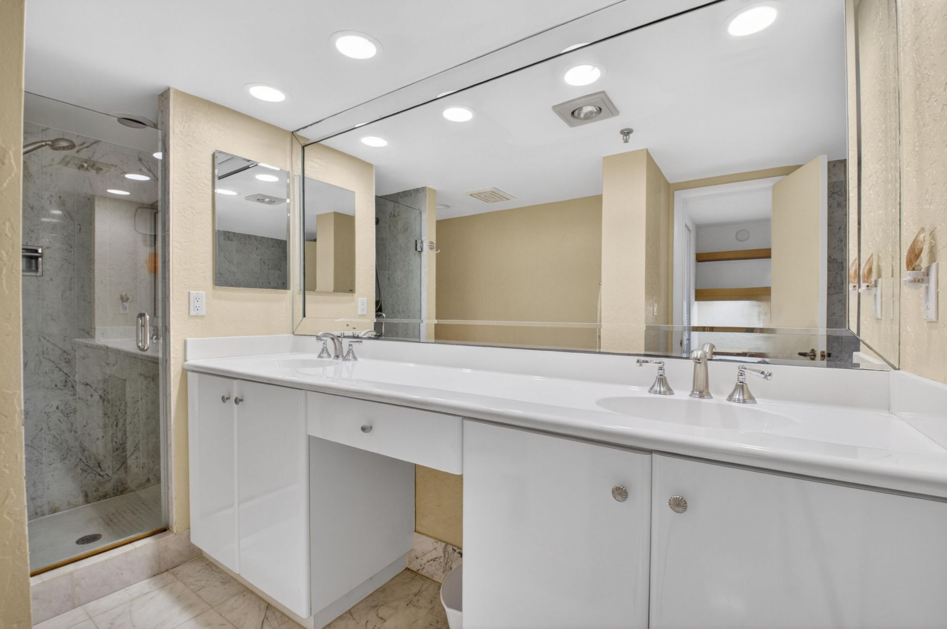 2917 S Ocean Boulevard, Unit 902, Highland Beach, FL 33487 Photo