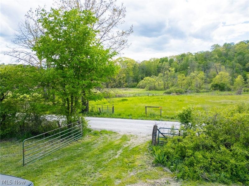 69800 Skull Fork Rd , Freeport, OH 43973 Photo 2