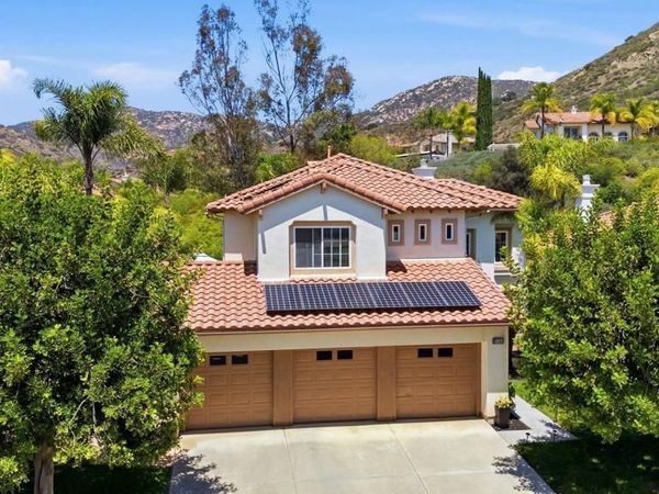 3152 Ferncreek Lane, Escondido, CA 92027